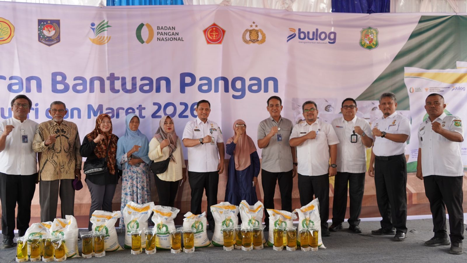 PLT. KADIS KP3 IKUT SERTA DALAM LAUNCHING PENYALURAN BANTUAN PANGAN ALOKASI FEBRUARI DAN MARET 2026