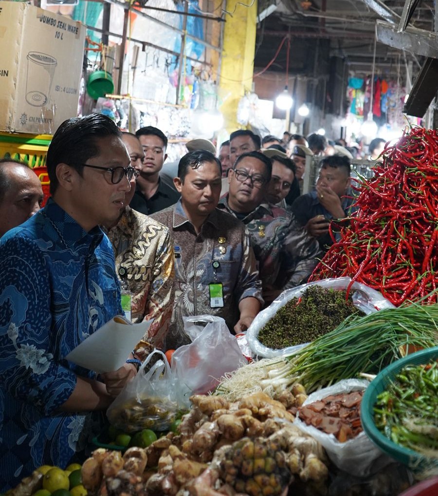 WALI KOTA MEDAN SIDAK PASAR TRADISIONAL DAN MODERN JELANG NATAL & TAHUN BARU